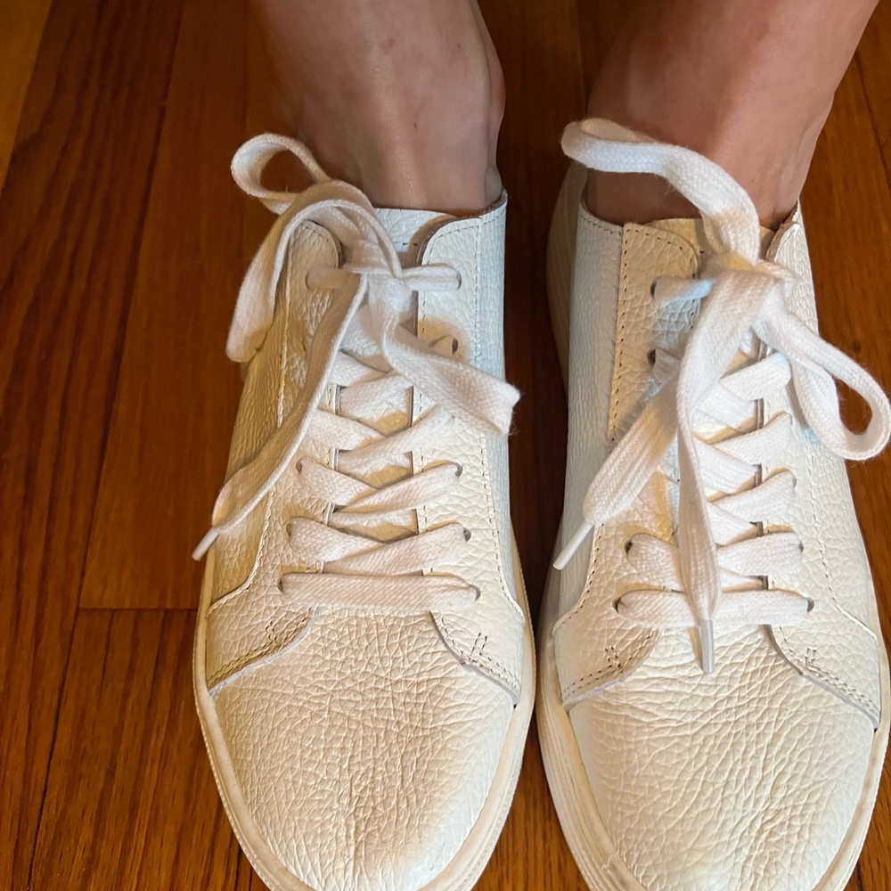 Crown Vintage White leather Lace-Up Sneakers